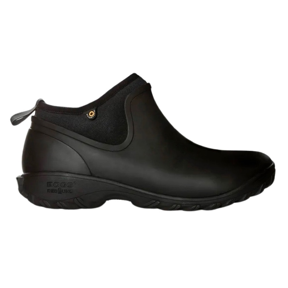 NWT Bogs Sauvie Chelsea Black Slip-On Shoes